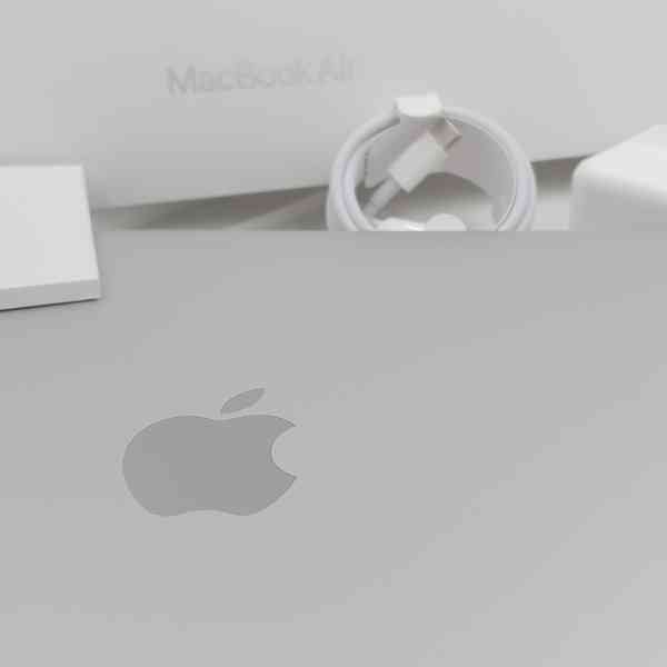 Apple MacBook Air M1 | 13'' | Retina Display | Silver