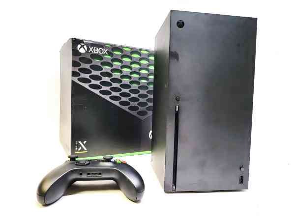 Microsoft Xbox Series X | Vrhunska igralna konzola